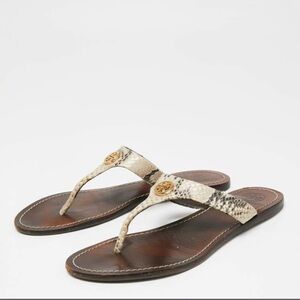 Tory Burch Beige/Black Snakeskin Embossed Leather Flat Thong Sandals